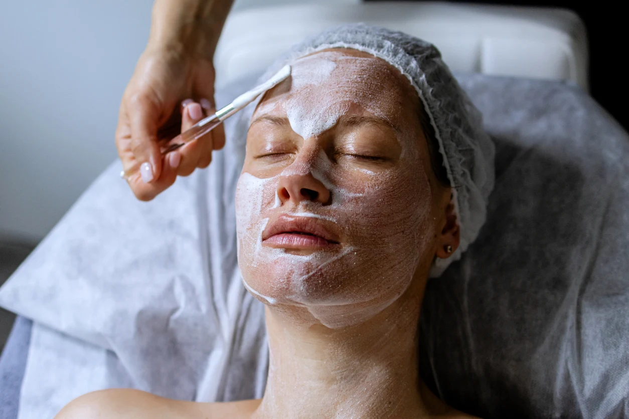 Calm Space During the Holiday Rush by the Med Spas Atmosphere Why SoftWave Therapy Is So Surging in NYC This Winter